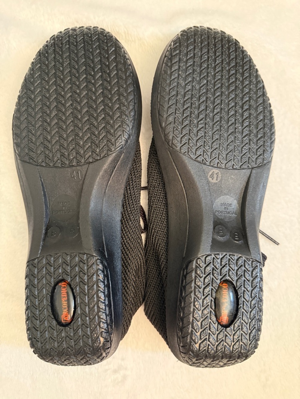 Arcopedico | LS Knit Shocks Vegan Walking Sneakers Black (EU 41 / US 9.5-10) - Picture 11 of 13